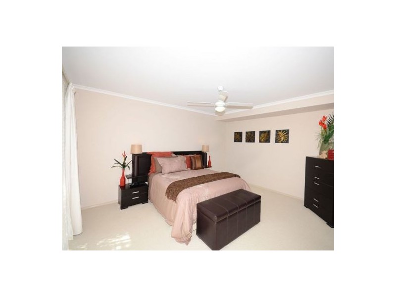 11 Lakeridge Dr, Dundowran QLD 4655