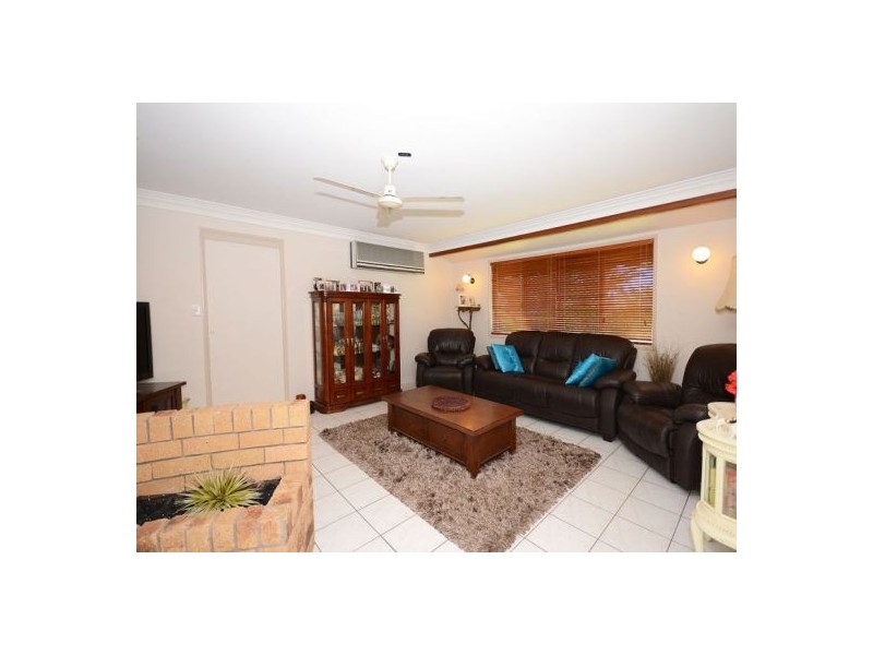 17 Wattlebird Lane, Eli Waters QLD 4655