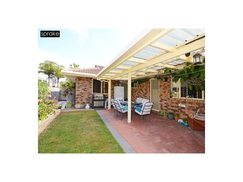 17 Wattlebird Lane, Eli Waters QLD 4655
