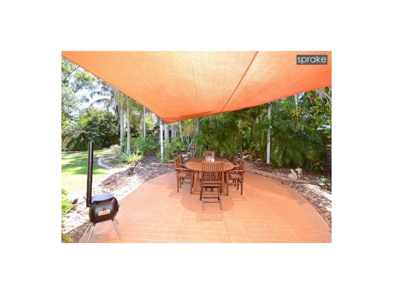 52 Corfield St, Point Vernon QLD 4655