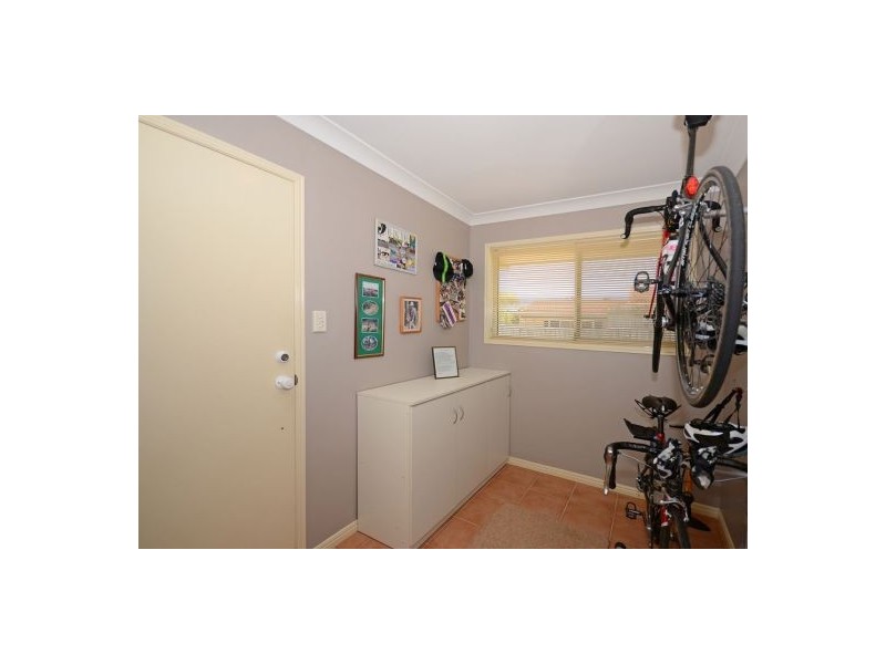 52 Corfield St, Point Vernon QLD 4655