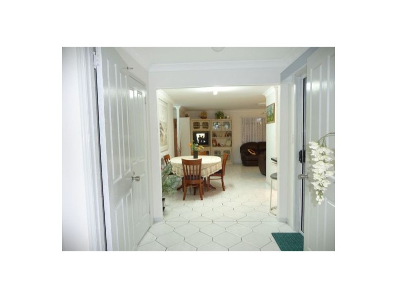 50 Haydn Dr, Kawungan QLD 4655