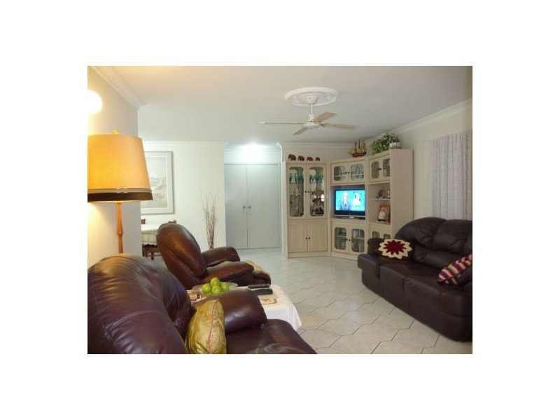 50 Haydn Dr, Kawungan QLD 4655