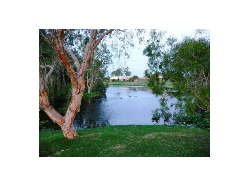 52 Ann St, Torquay QLD 4655