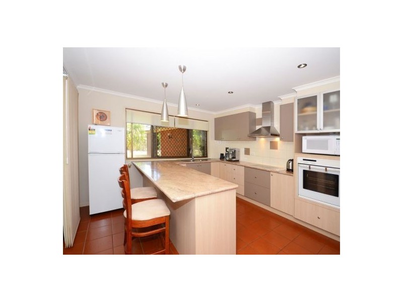 6 Yabara Crt, Wondunna QLD 4655