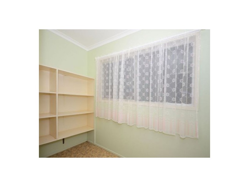 17 Hayworth St, Point Vernon QLD 4655