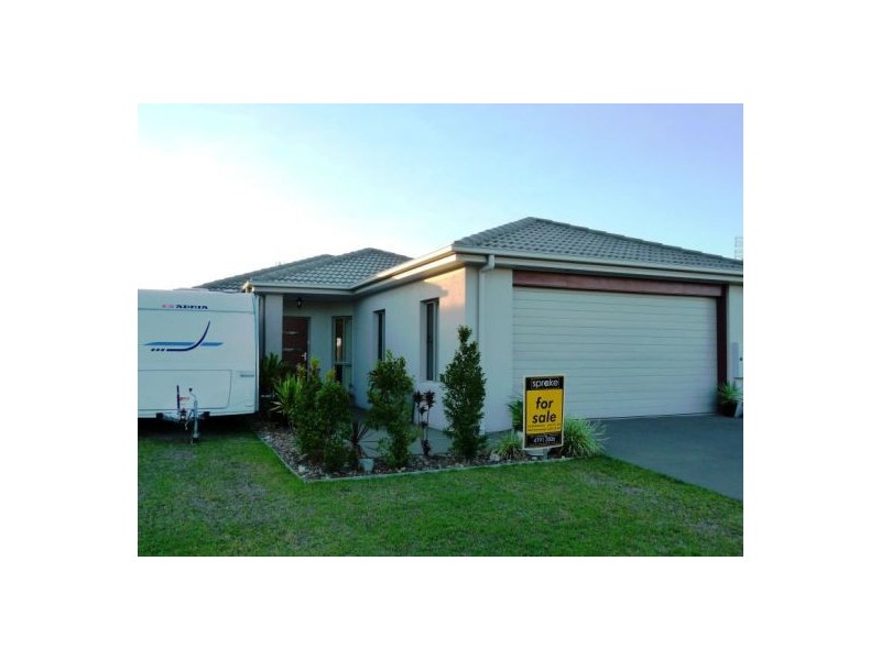 7 Lady Nelson Dr, Eli Waters QLD 4655