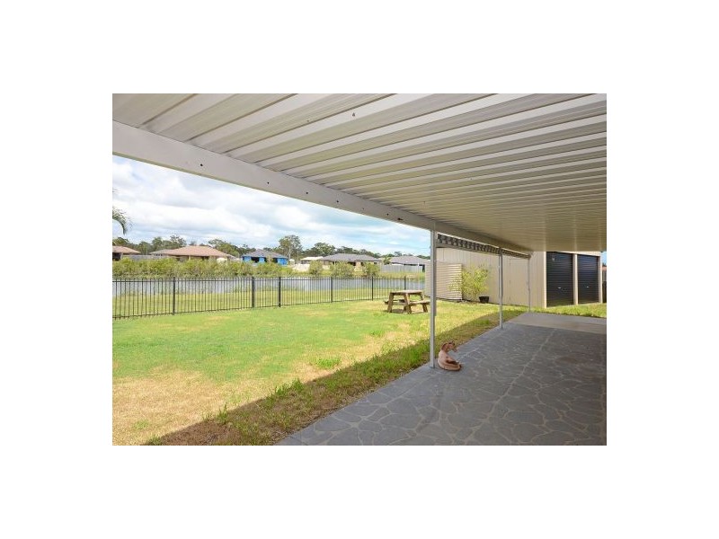 29 Archer Dr, Point Vernon QLD 4655