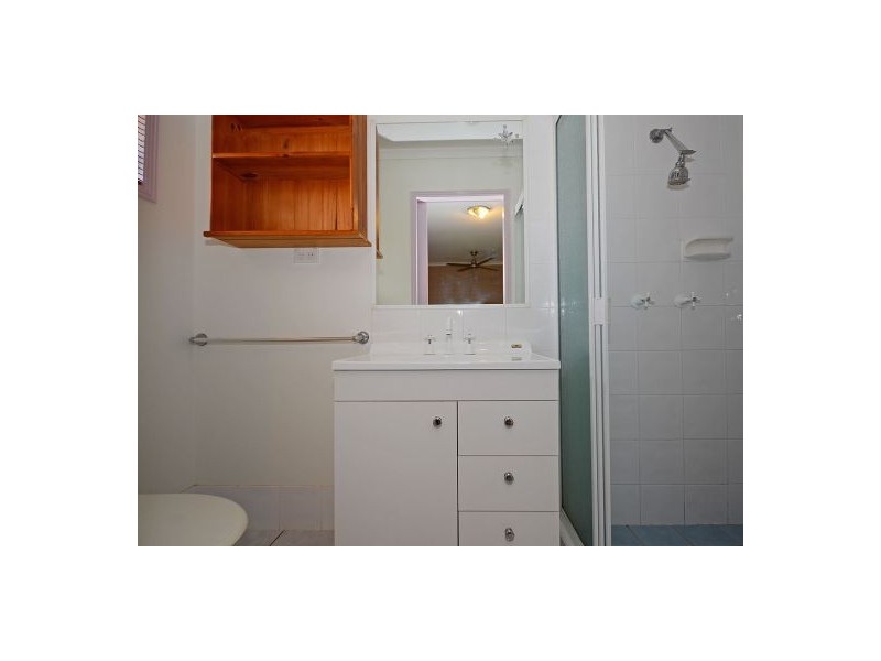 29 Archer Dr, Point Vernon QLD 4655