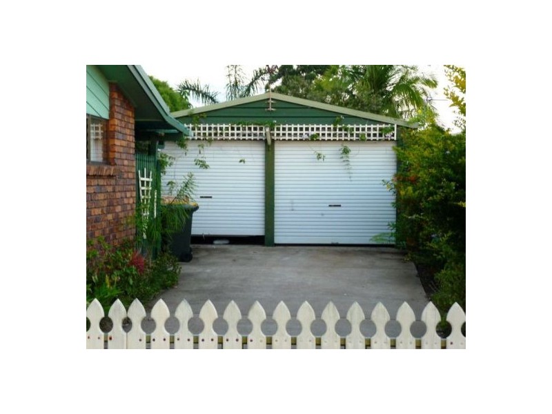 68 North St, Point Vernon QLD 4655