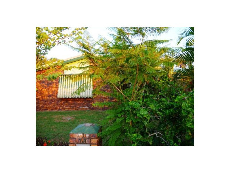 68 North St, Point Vernon QLD 4655