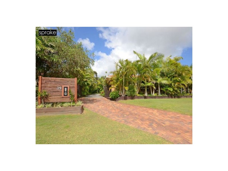 39 Areca Dr, Kawungan QLD 4655