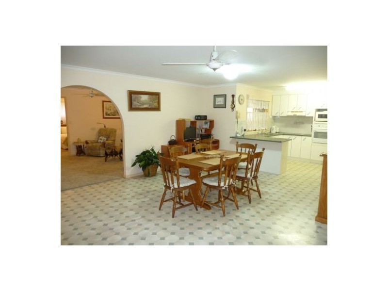 9 Haupt Ave, Pialba QLD 4655