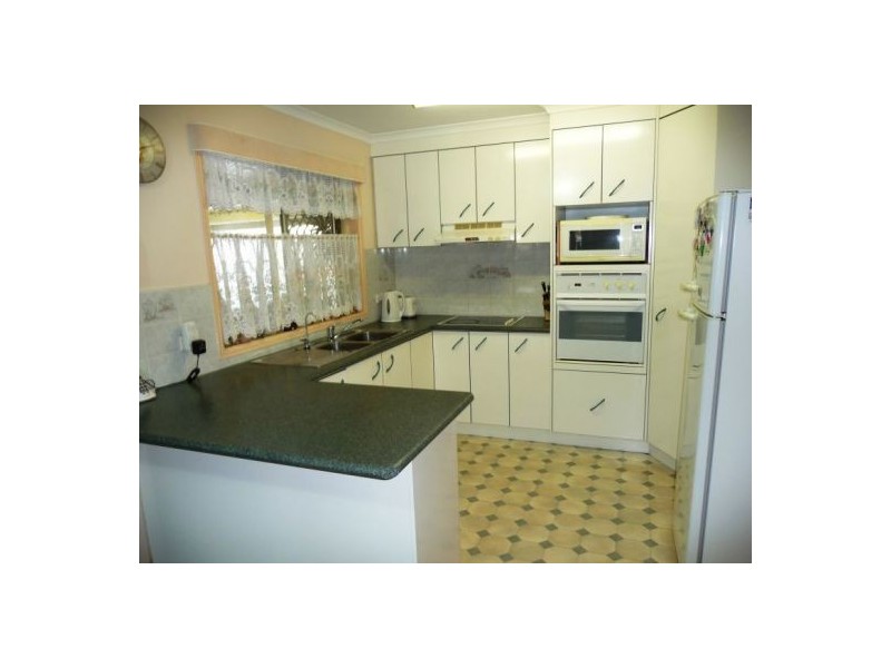 9 Haupt Ave, Pialba QLD 4655