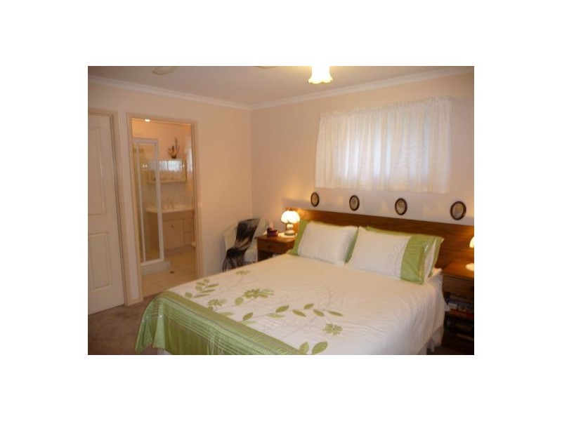 9 Haupt Ave, Pialba QLD 4655