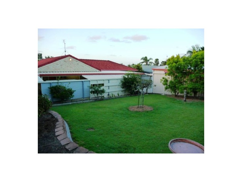 9 Haupt Ave, Pialba QLD 4655