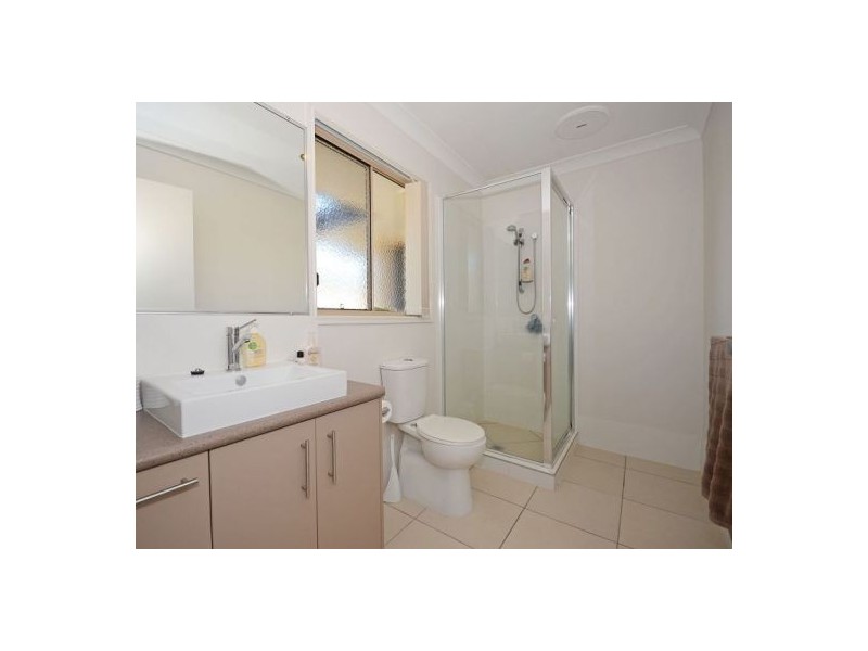 16 Beagle Avenue, Nikenbah QLD 4655