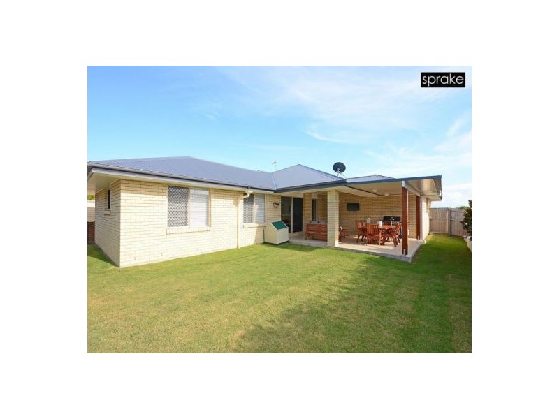 16 Beagle Avenue, Nikenbah QLD 4655