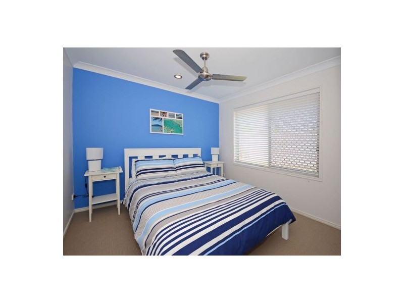 16 Beagle Avenue, Nikenbah QLD 4655