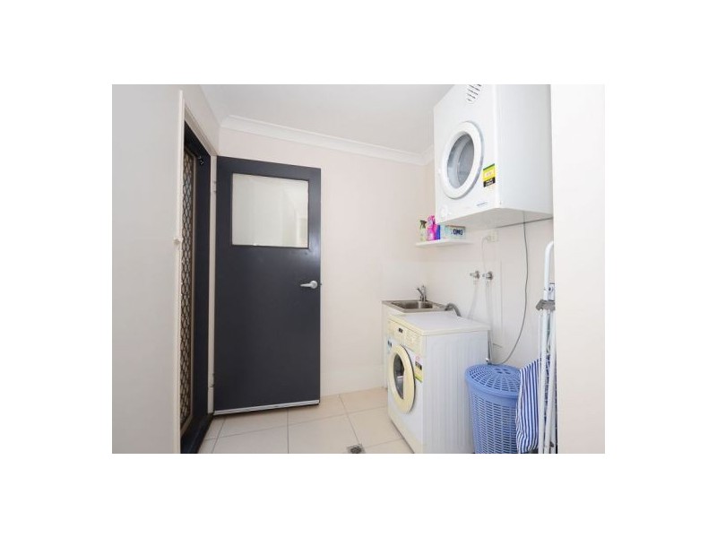 16 Beagle Avenue, Nikenbah QLD 4655