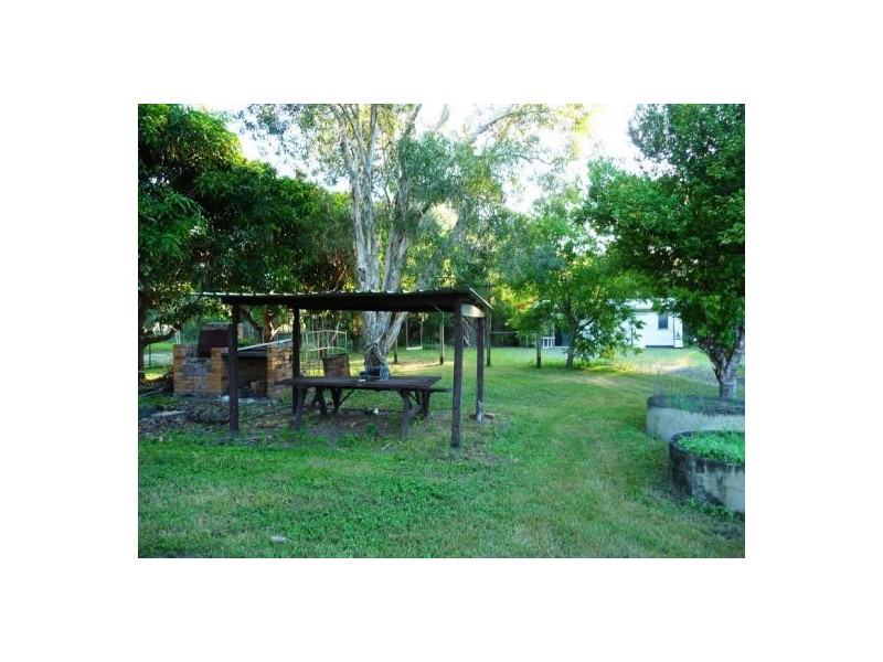 443 Torbanlea Pialba Rd, Takura QLD 4655