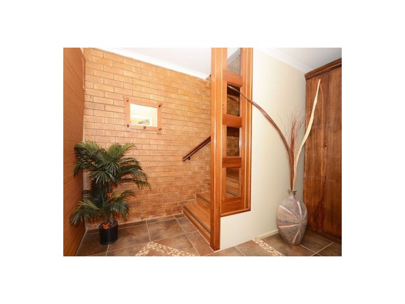 27 Clarke St, Pialba QLD 4655