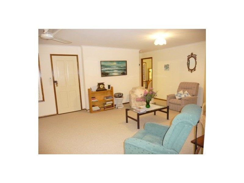 9 Christine Ave, Torquay QLD 4655