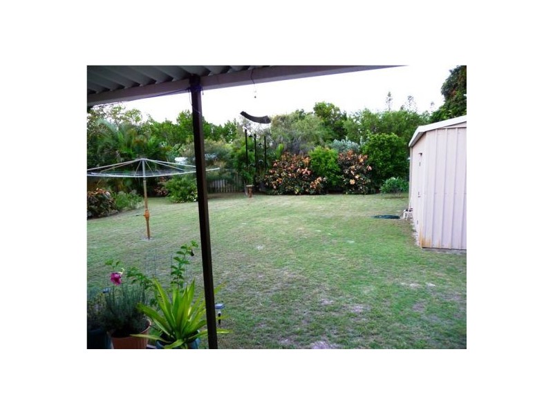 9 Christine Ave, Torquay QLD 4655