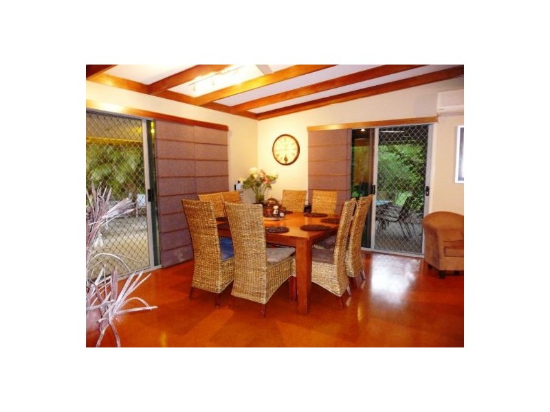 227 Doolong Rd, Wondunna QLD 4655