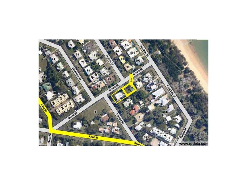 8 Guard St, Urangan QLD 4655