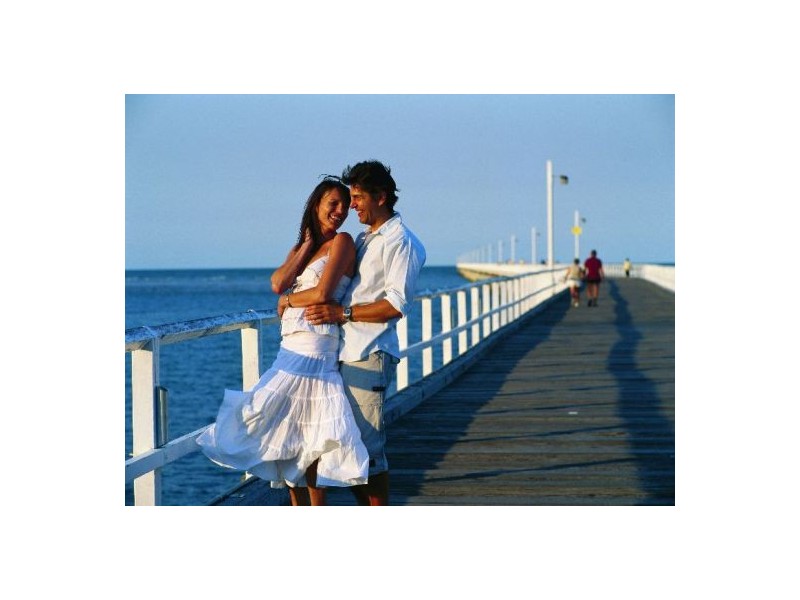 8 Guard St, Urangan QLD 4655