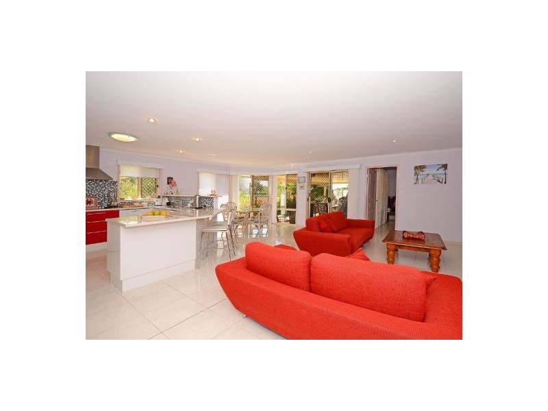 29 Lucas Dr, Burrum Heads QLD 4659