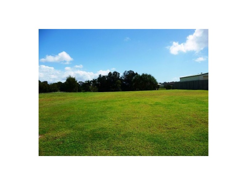 20 Turnbull Crt, Urangan QLD 4655