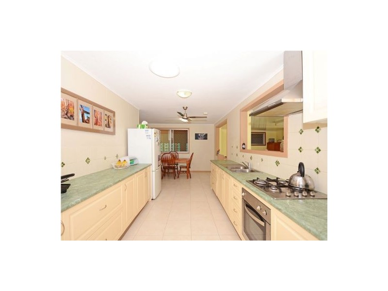 17 Clarke Street, Pialba QLD 4655