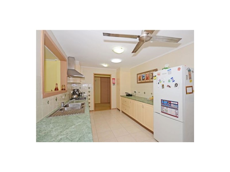 17 Clarke Street, Pialba QLD 4655