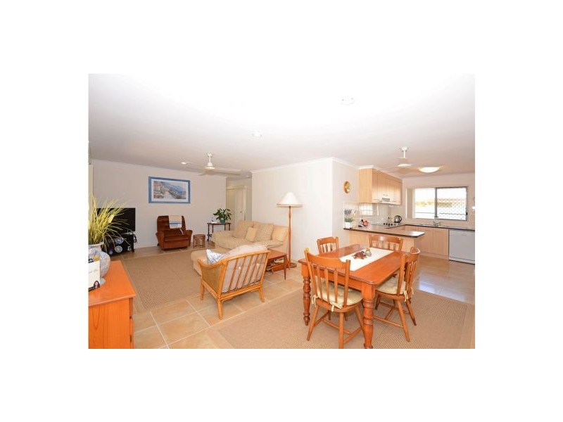 3 Lambour Court, Point Vernon QLD 4655