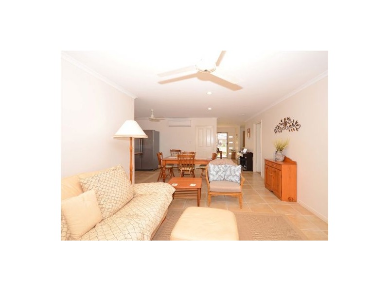 3 Lambour Court, Point Vernon QLD 4655