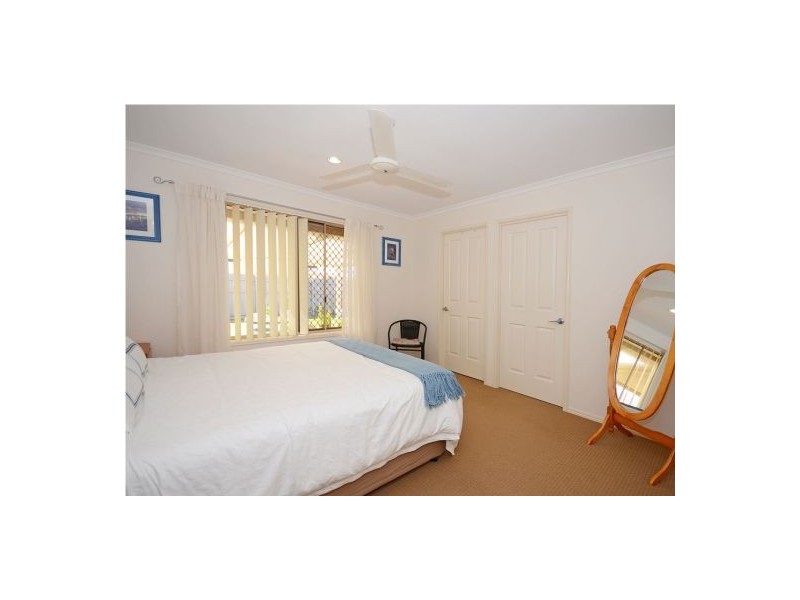 3 Lambour Court, Point Vernon QLD 4655