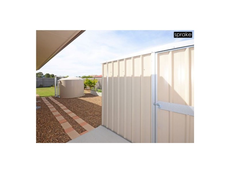 3 Lambour Court, Point Vernon QLD 4655