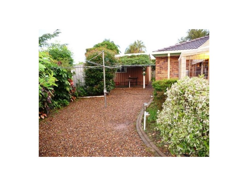 14 Paul Drive, Point Vernon QLD 4655