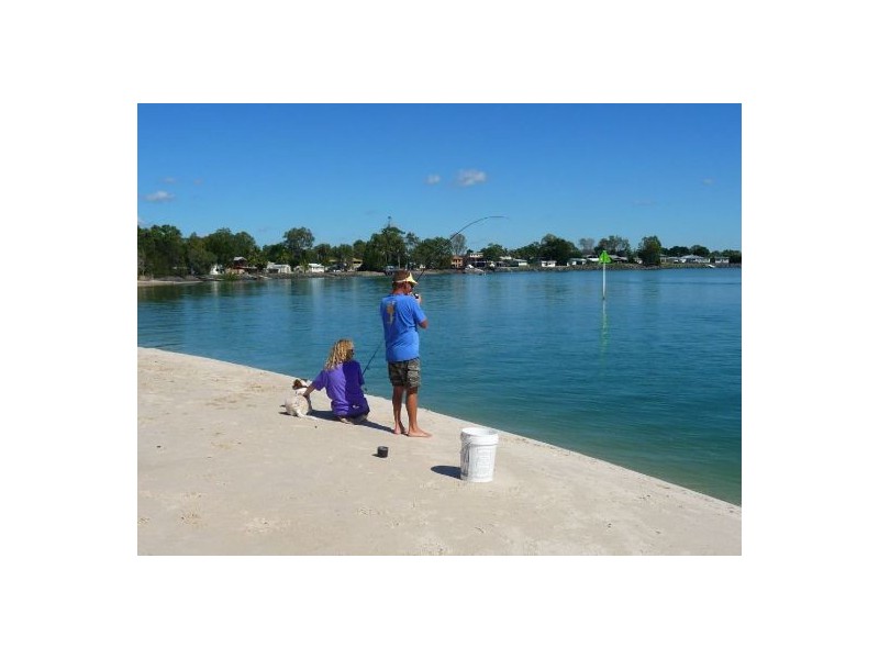 46 Kingfisher Pde, Toogoom QLD 4655