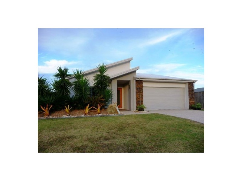 65 Endeavour Way, Eli Waters QLD 4655