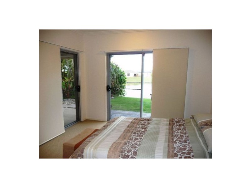 65 Endeavour Way, Eli Waters QLD 4655