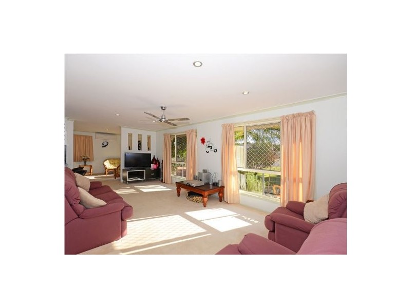 25 Wedge Street, Urraween QLD 4655