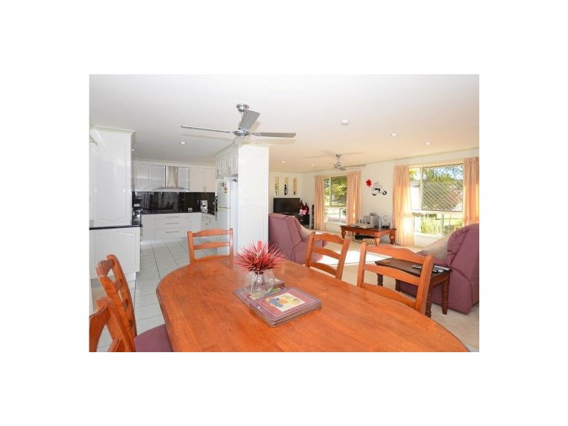 25 Wedge Street, Urraween QLD 4655