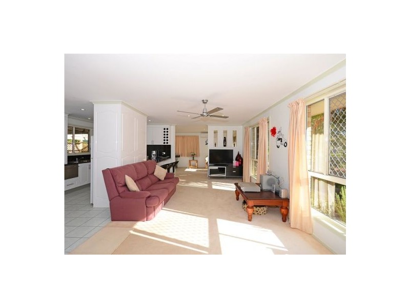 25 Wedge Street, Urraween QLD 4655