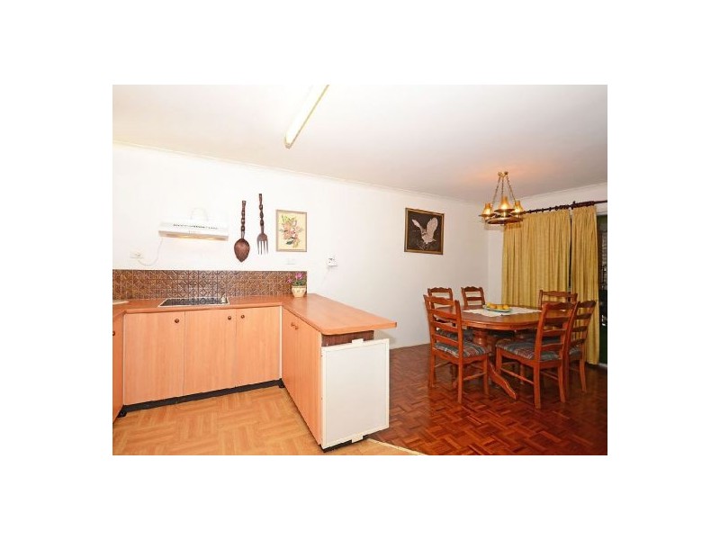 3 Maxwell St, Point Vernon QLD 4655