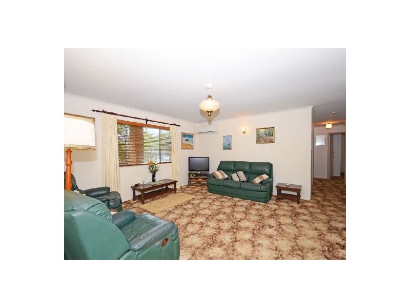 3 Maxwell St, Point Vernon QLD 4655