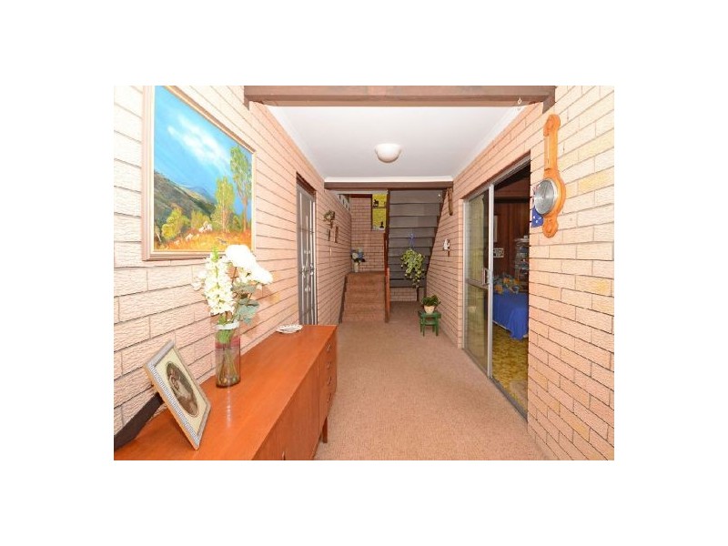 3 Maxwell St, Point Vernon QLD 4655