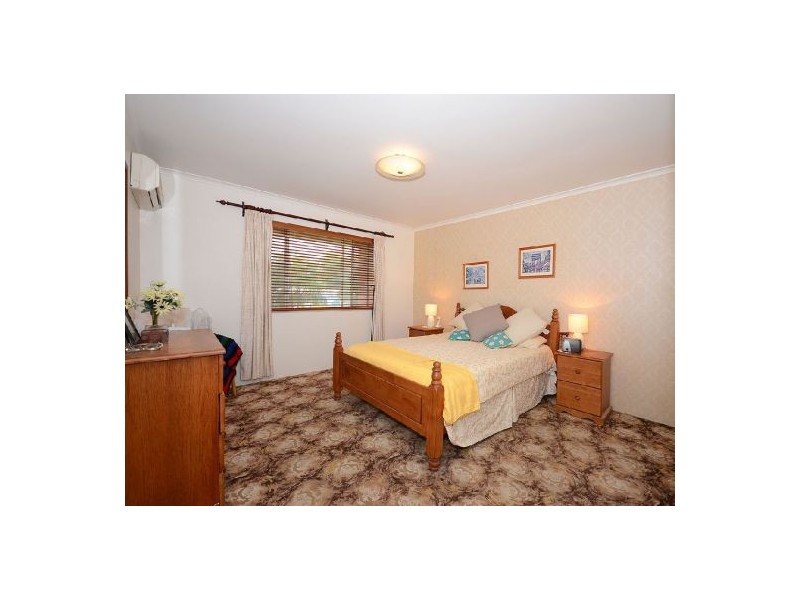 3 Maxwell St, Point Vernon QLD 4655